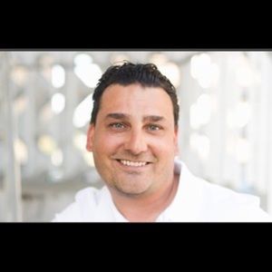 Meet your Posher, Enzo Vitali